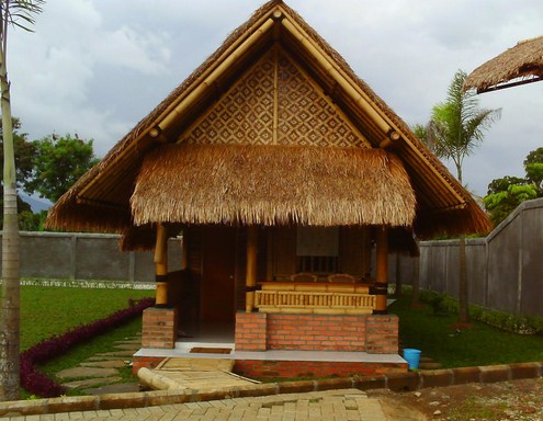 21 Desain Rumah Bambu Unik Sederhana Modern | RUMAH IMPIAN